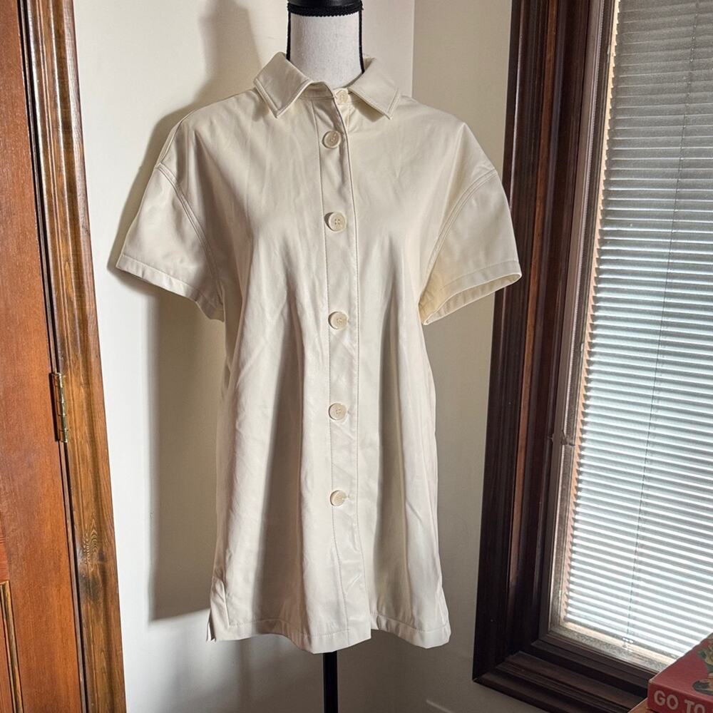 Bagatelle | Cream Short Sleeve Button-Up Dress Size M
